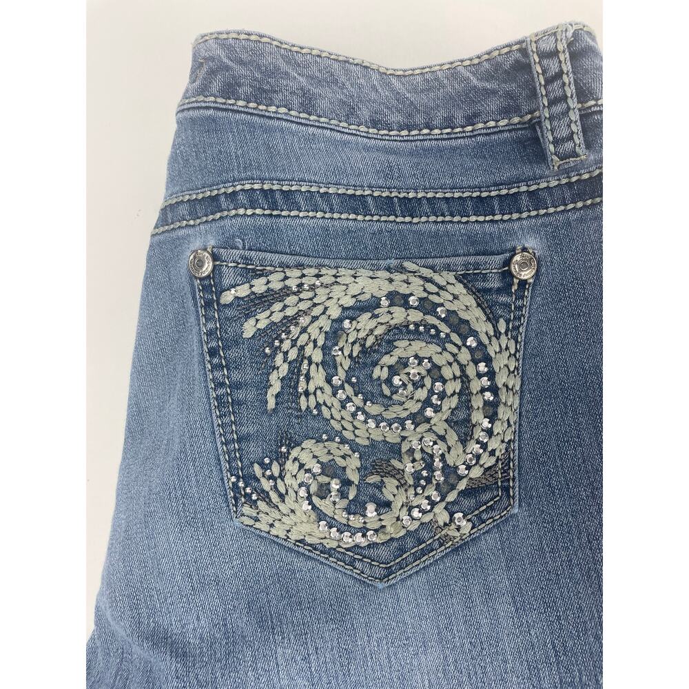 Nine West Vintage America Collection Jeans Size 10 32x30 Boot Embroidered Bling